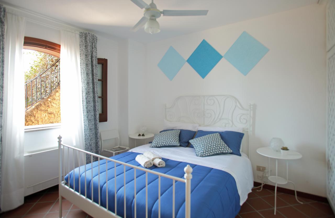 Residenza Terrazze Sul Mare Bed & Breakfast Santa Flavia Exterior photo